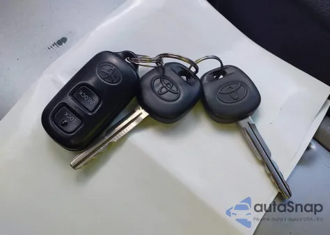 2004 Toyota Highlander V6 from USA, damaged, VIN JTEEP21A340005098